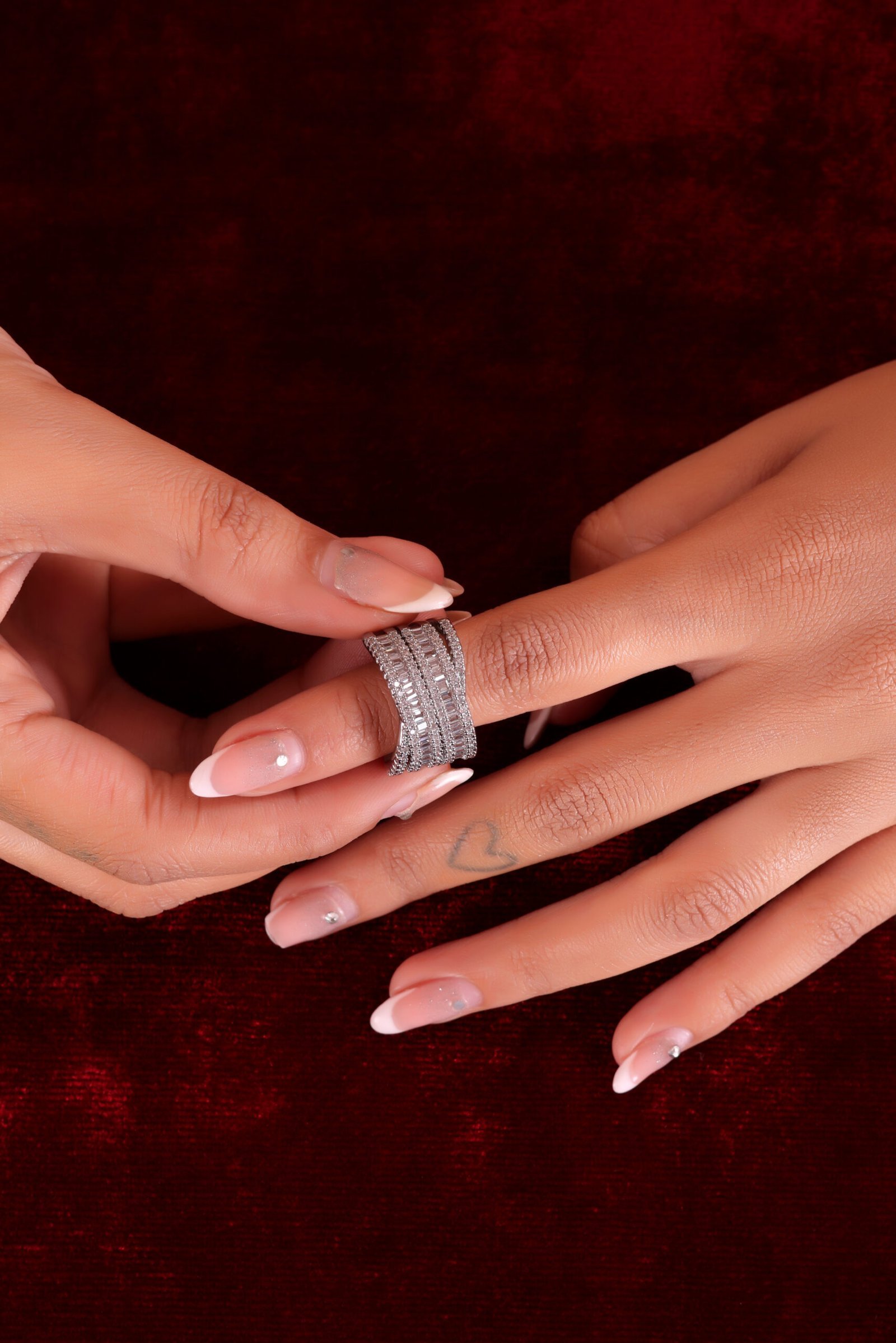 Elegant Multi-Layered Silver Ring with Sparkling Gemstones