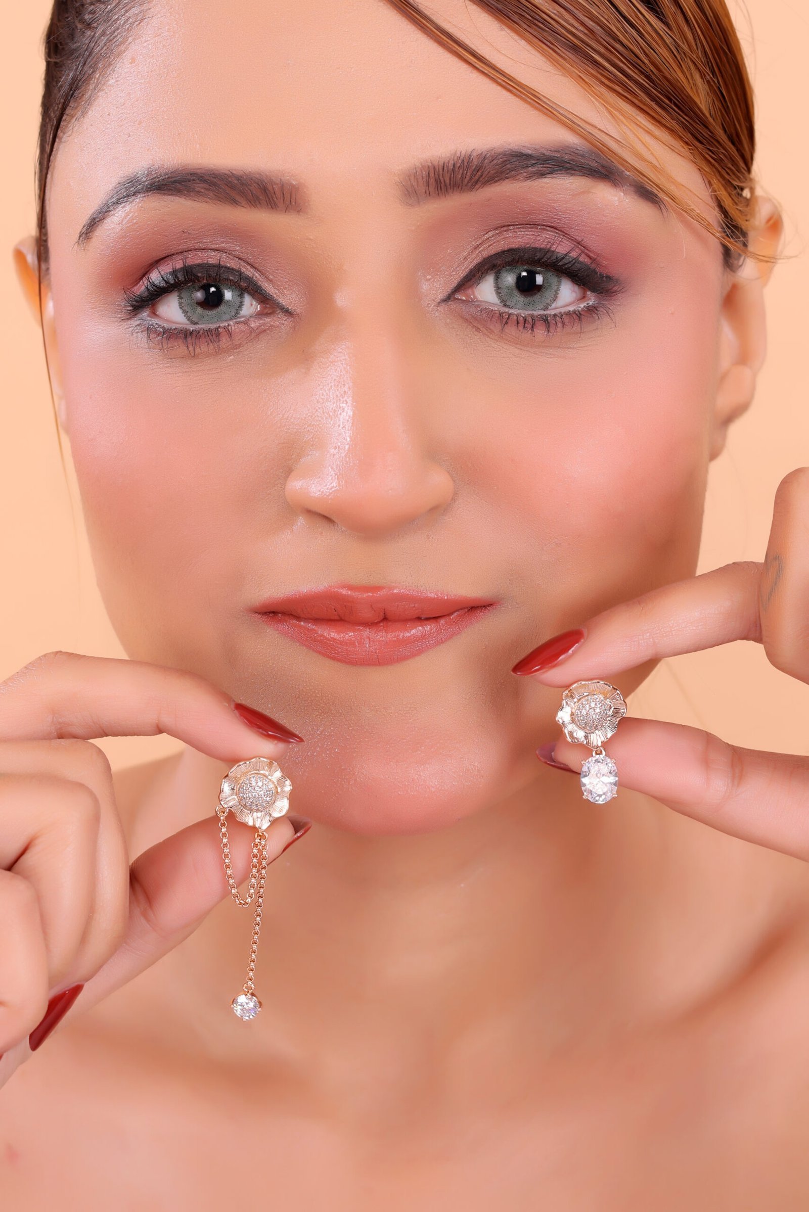 Elegant Floral Earrings with Sparkling Stones – A Timeless Blend of Grace & Glamour - Image 3