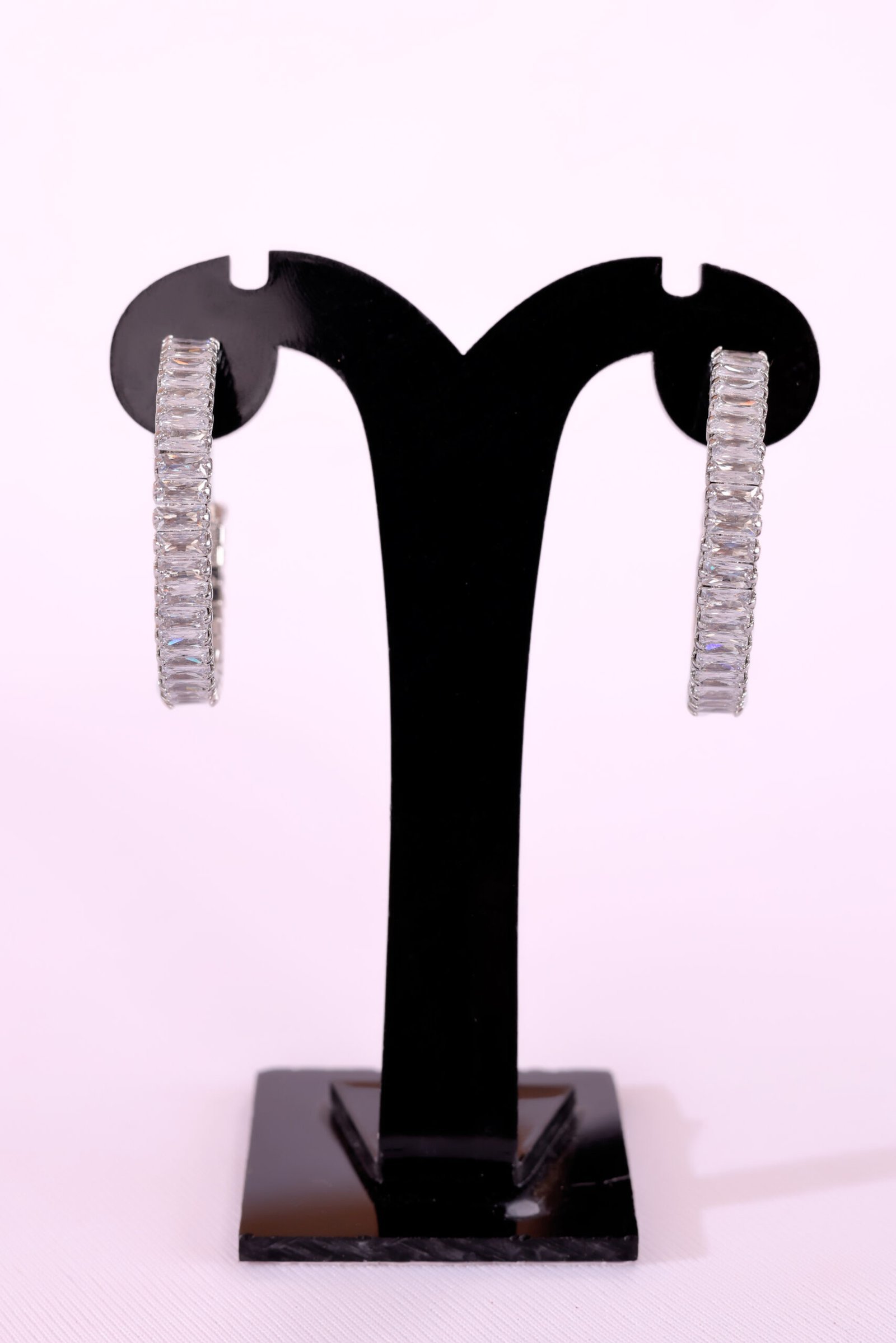 Elegant Hoop Earrings with Baguette Diamonds – Timeless Sparkle & Sophistication - Image 2