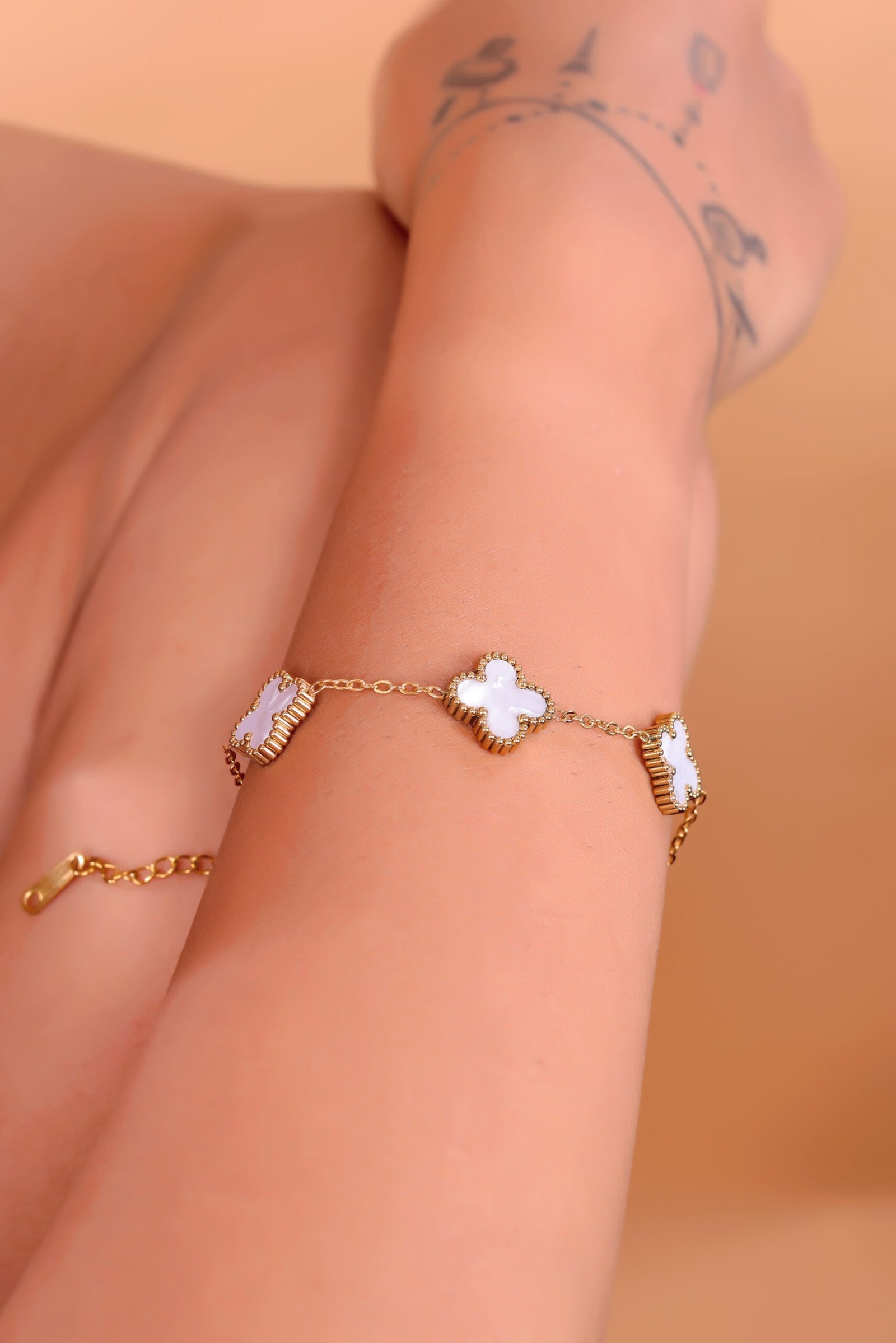 Aoseahess Five-Leaf Clover Bracelet – Women's Titanium Steel Enamel Jewelry - Image 6